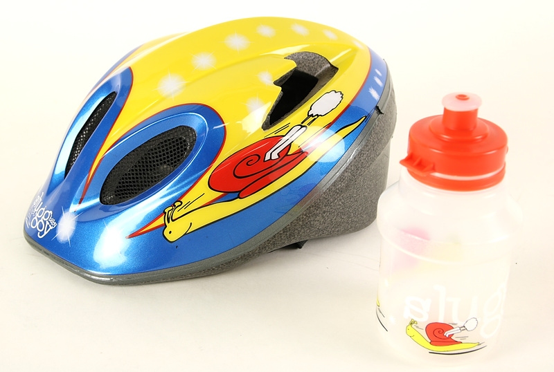 Fiets / skatehelm met gratis bidon. maat 50-56 cm