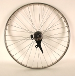 Voorwiel 28 inch r.v.s. velg met nexus remplaat gebruikt